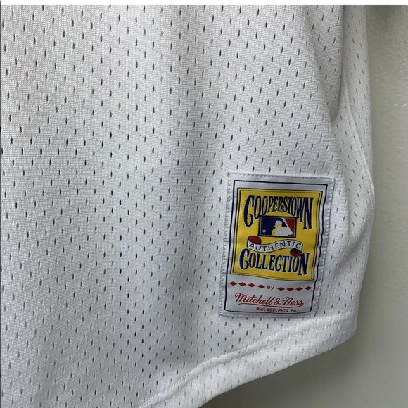 Cal Ripken Jr Throwback Mitchell & Ness Jersey - Picture 4 of 7